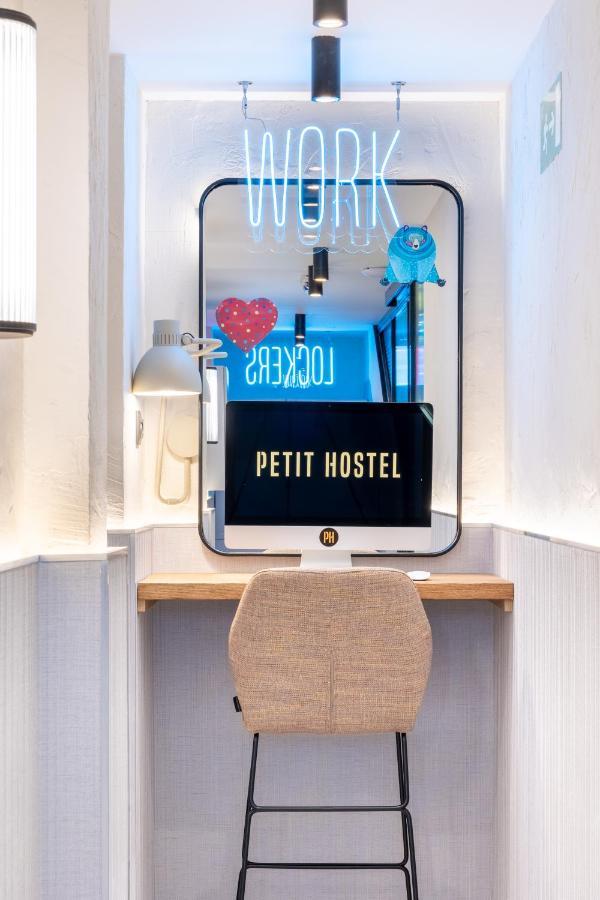 Petit Hostel Palacio Real Мадрид Экстерьер фото